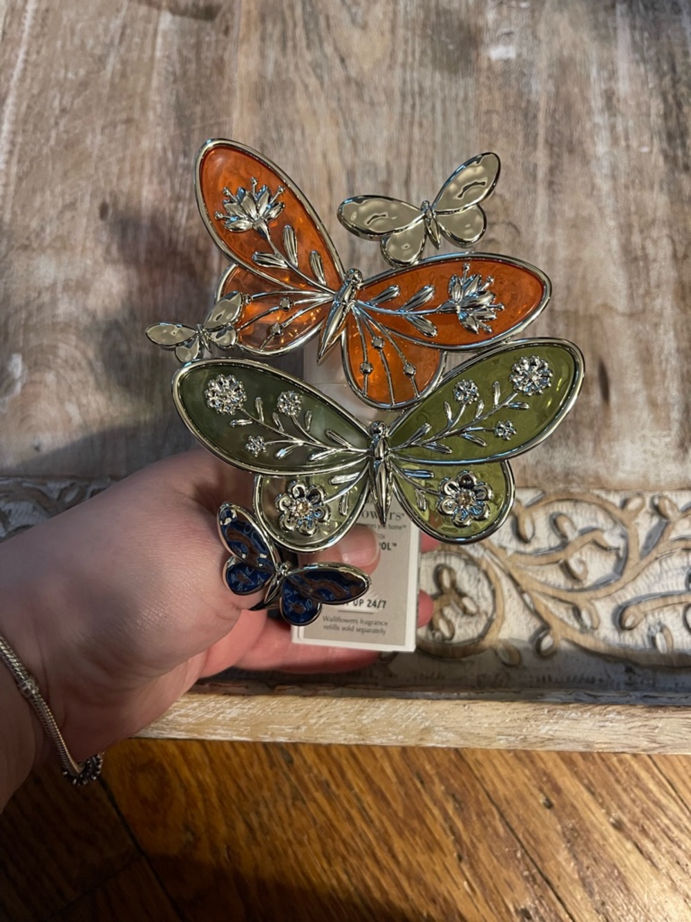 Butterfly Cluster Decorative Wallflower Plug In Orange, Olive, Navy